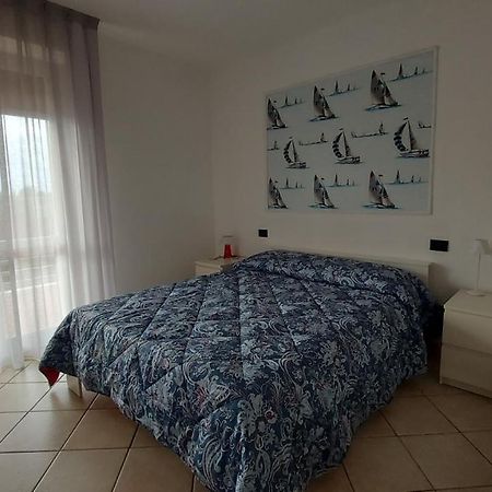 Appartamento Santa Costanza Con Piscina San Vincenzo Exteriör bild