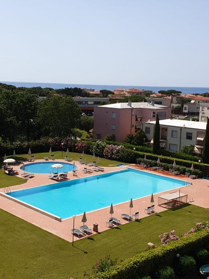 Appartamento Santa Costanza Con Piscina San Vincenzo Exteriör bild